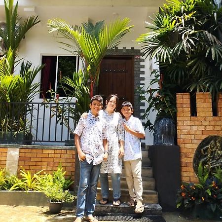 Star Rain Tour Inn Ratnapura Zewnętrze zdjęcie