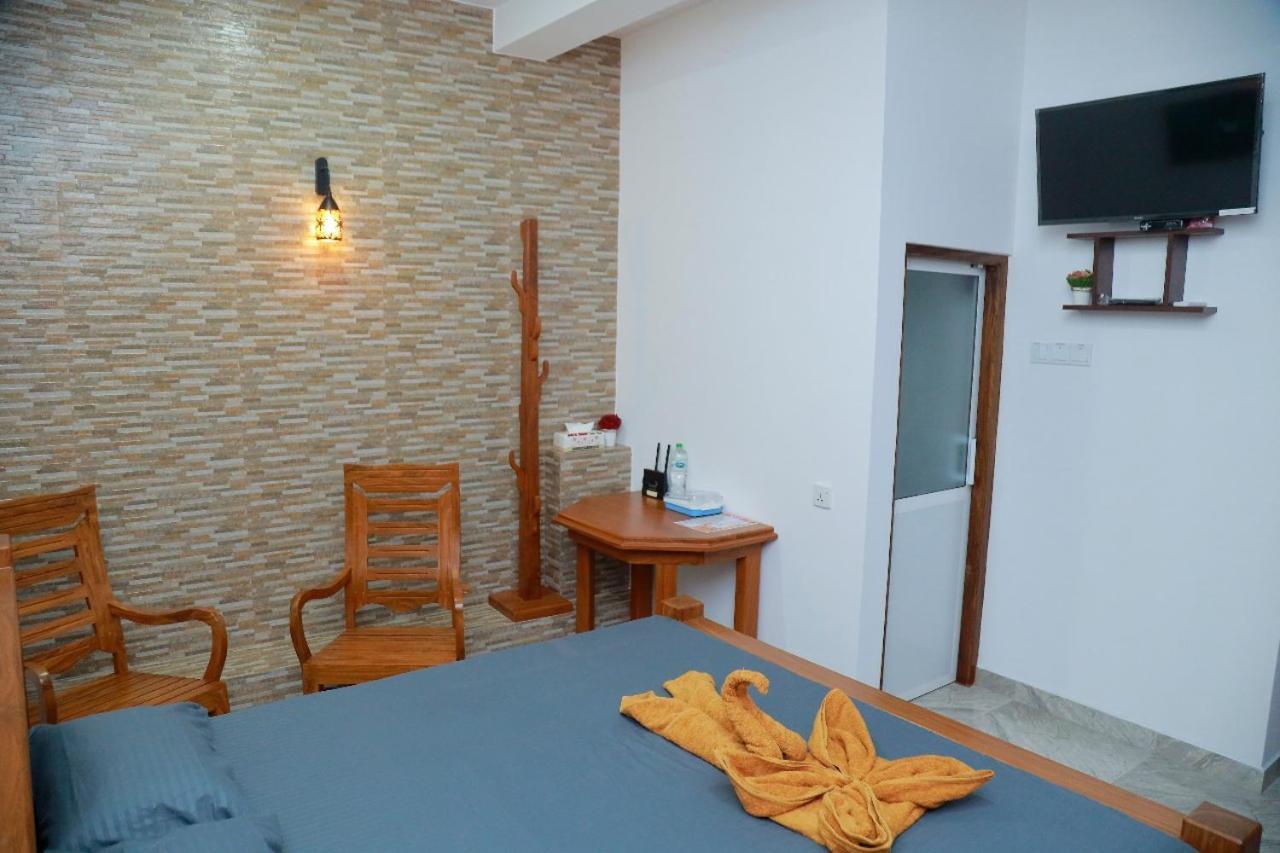 Star Rain Tour Inn Ratnapura Zewnętrze zdjęcie